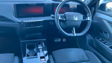 Vauxhall Astra 115kW Ultimate 54kWh 5dr Auto Electric Hatchback